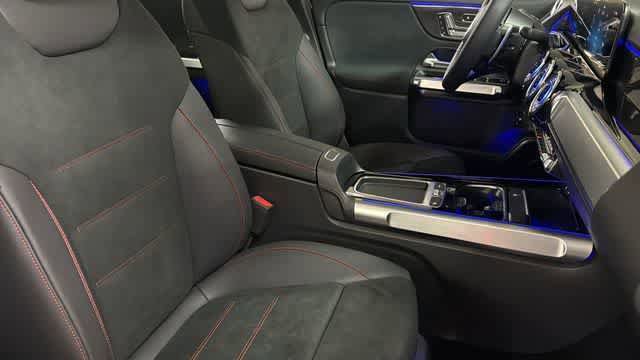 Certified 2026 Mercedes-Benz GLB 35 AMG 4MATIC image 35