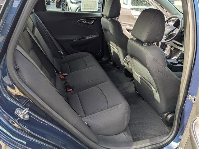 Used 2019 Chevrolet Malibu LT w/ Driver Confidence Package image 15