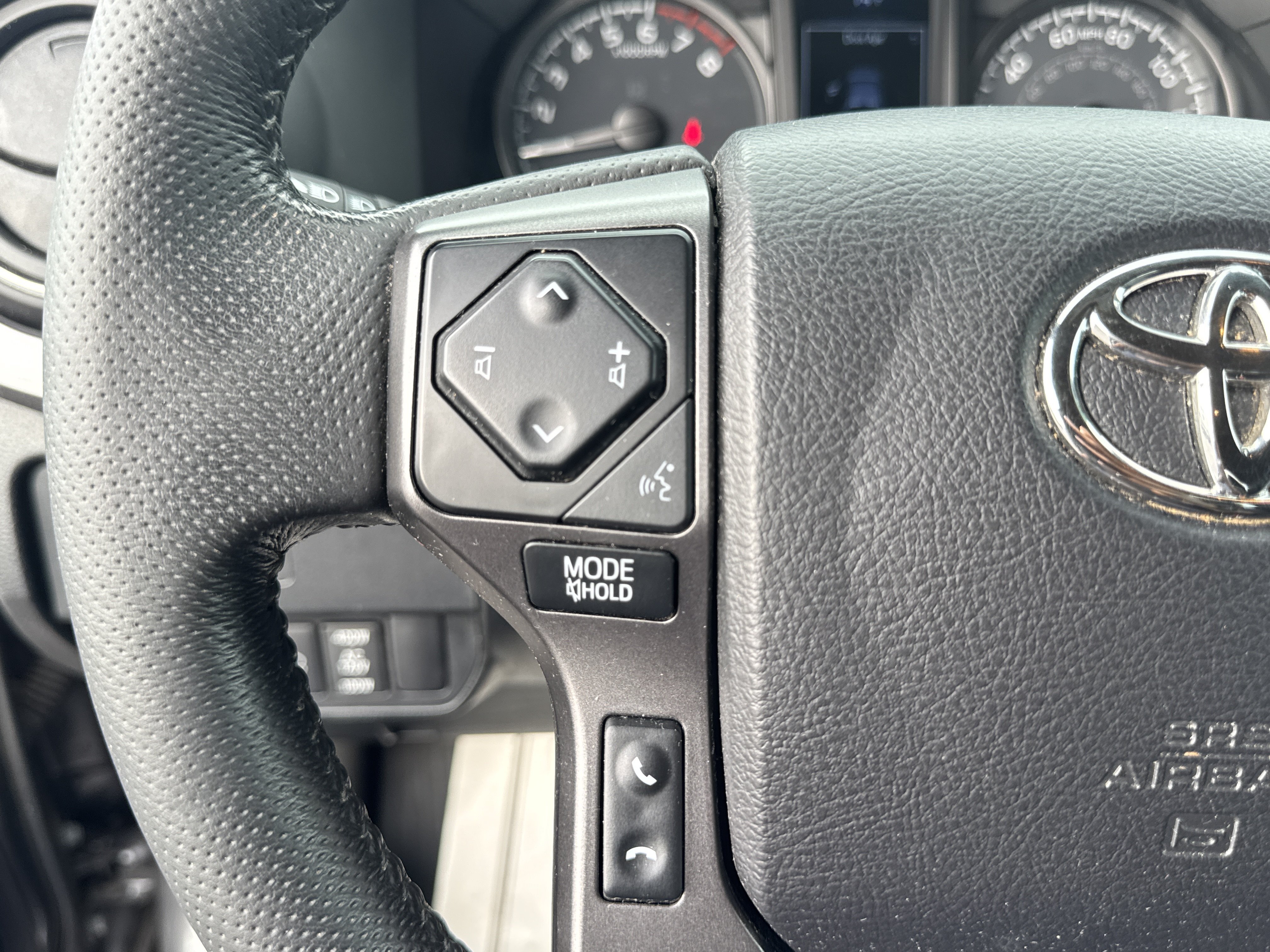 Used 2021 Toyota Tacoma TRD Sport AWD/4WD image 18