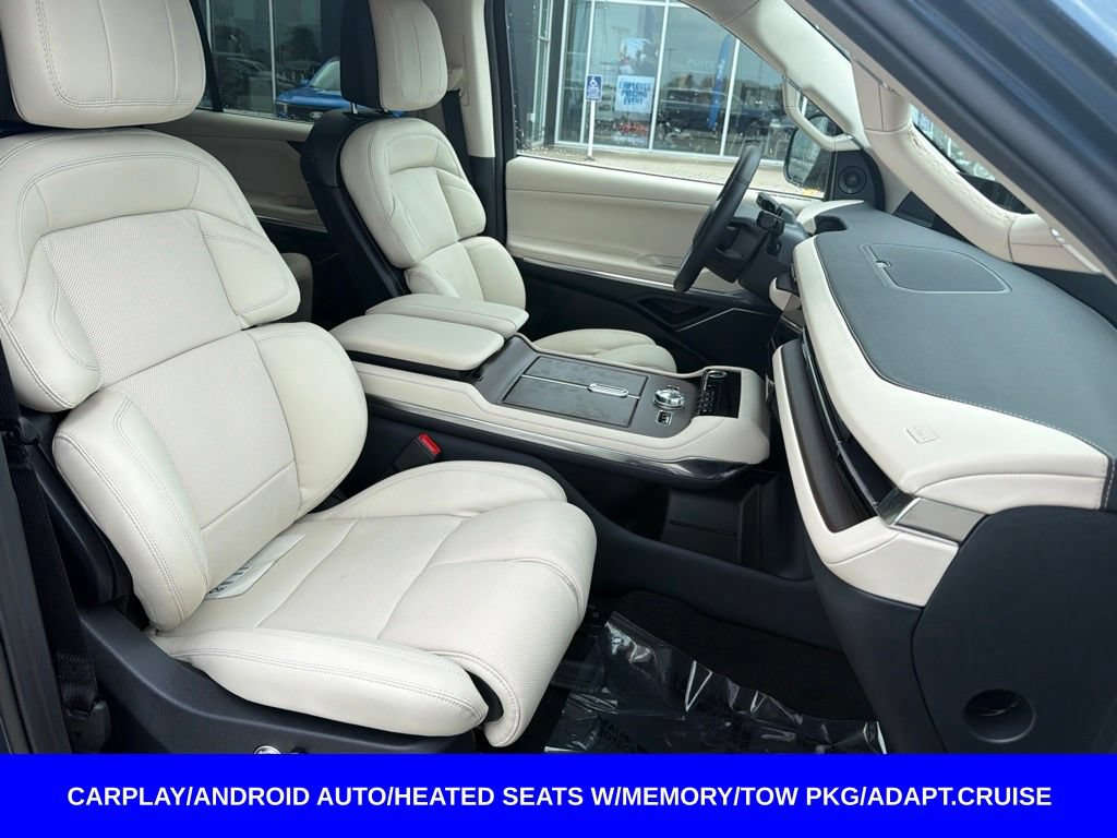 New 2027 Lincoln Navigator L Premier AWD/4WD image 18
