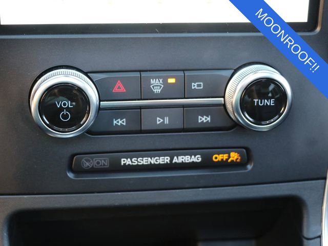 Used 2024 Ford Edge Titanium w/ Equipment Group 301A image 22