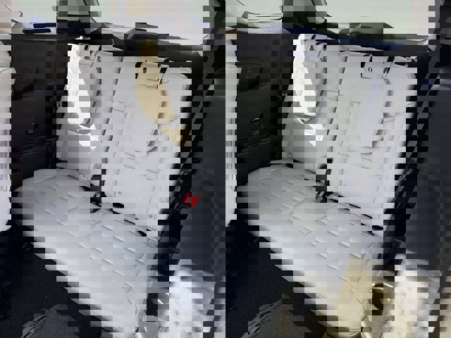 New 2026 Ford Explorer Platinum image 11