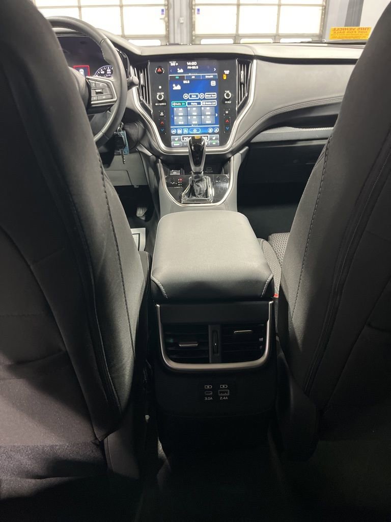 Used 2024 Subaru Outback Premium image 32