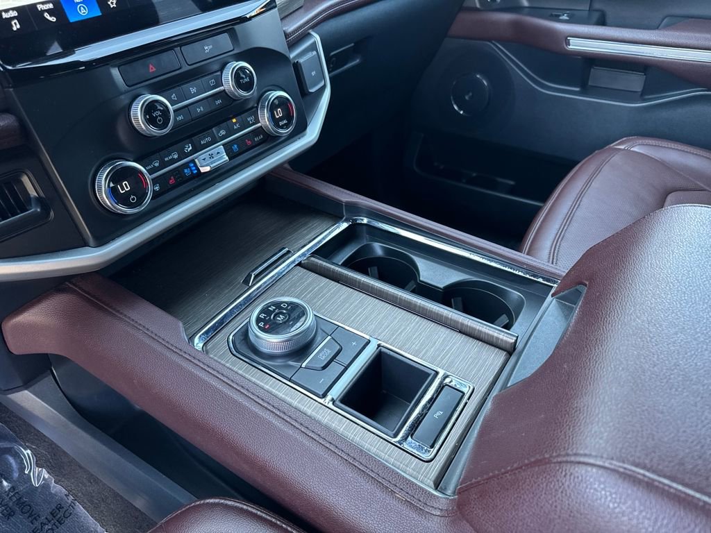 Used 2023 Ford Expedition Limited image 24