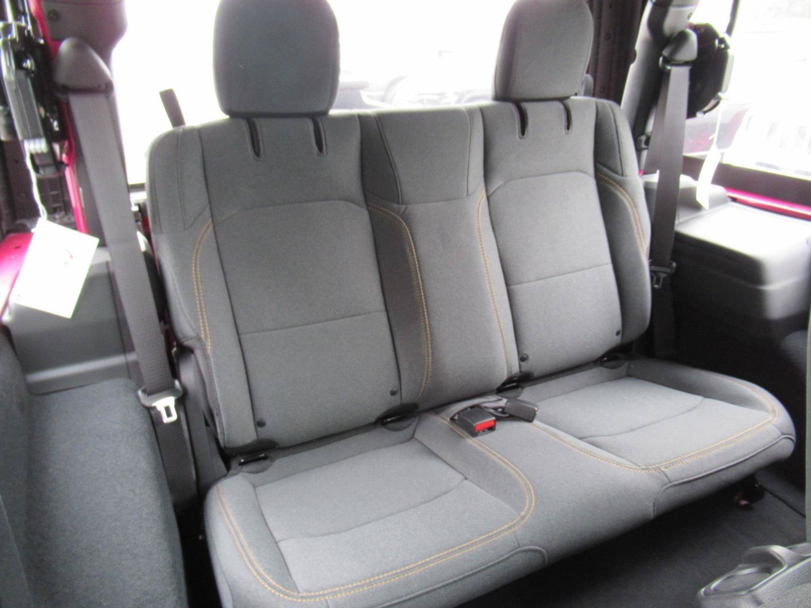 Used 2024 Jeep Wrangler Sport AWD/4WD image 27