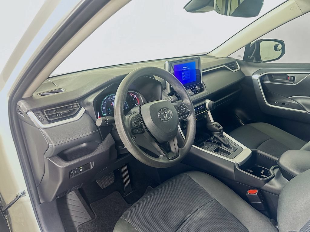 Certified 2025 Toyota RAV4 LE FWD image 22