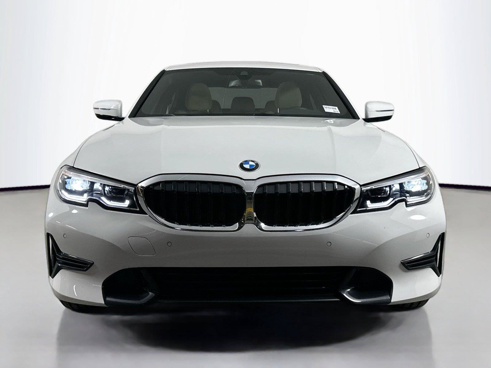 Used 2022 BMW 330i Sedan w/ Driving Assistance Package RWD image 2