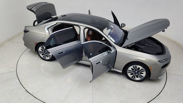 Used 2023 BMW i7 xDrive60 image 84