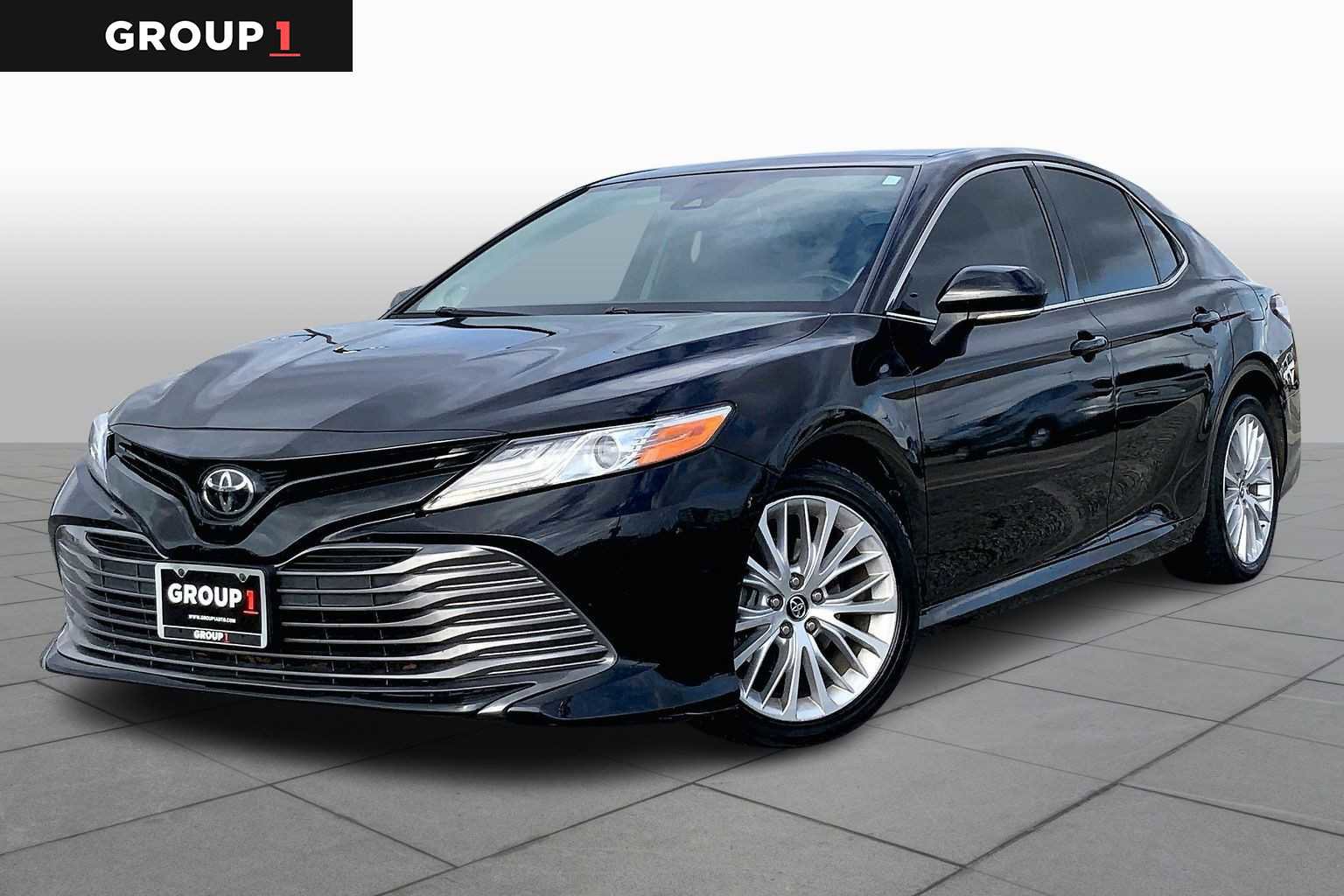 Used 2019 Toyota Camry XLE image 1