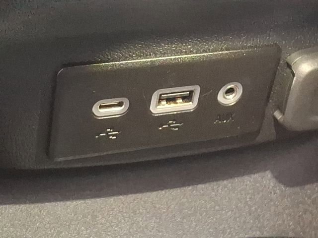 Used 2024 Chevrolet Malibu LT w/ Midnight Edition image 26