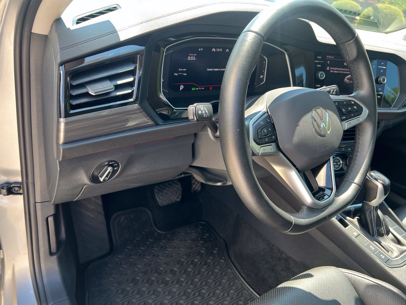 Used 2024 Volkswagen Jetta SEL FWD image 20