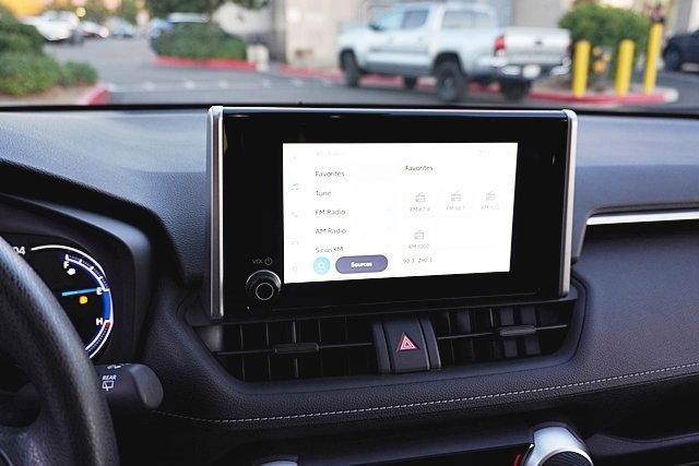 Used 2025 Toyota RAV4 LE image 24