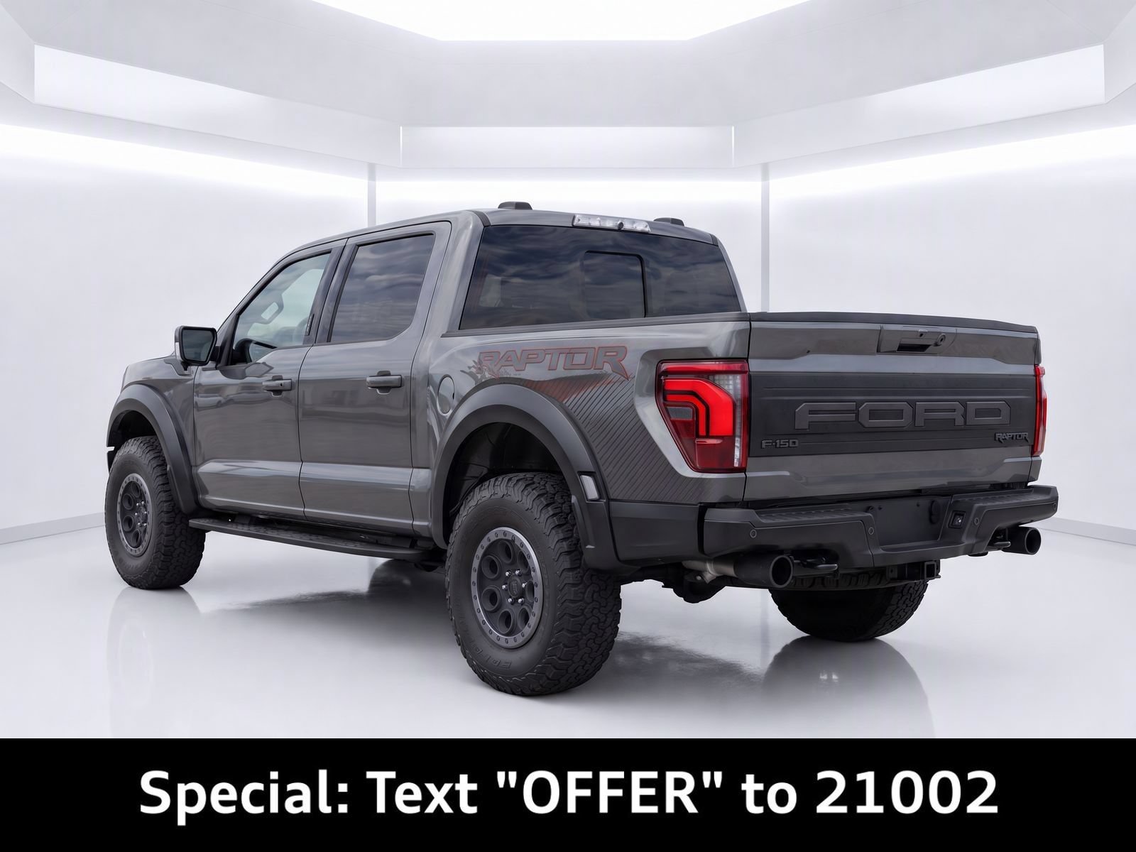 Used 2025 Ford F150 Raptor AWD/4WD image 7