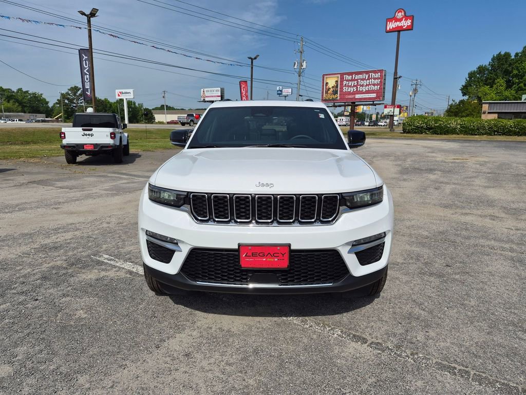 Used 2025 Jeep Grand Cherokee Limited image 8