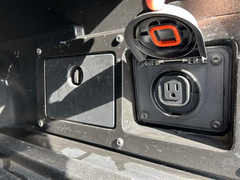 Used 2021 Toyota Tacoma TRD Off-Road image 12