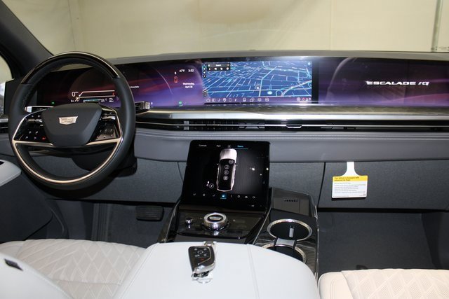 New 2025 Cadillac Escalade IQ Luxury 1 image 17