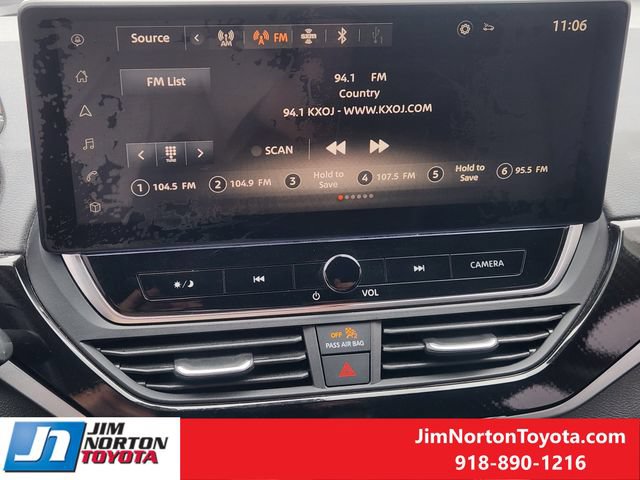Used 2024 Nissan Altima 2.5 SR w/ SR Premium Package FWD image 18