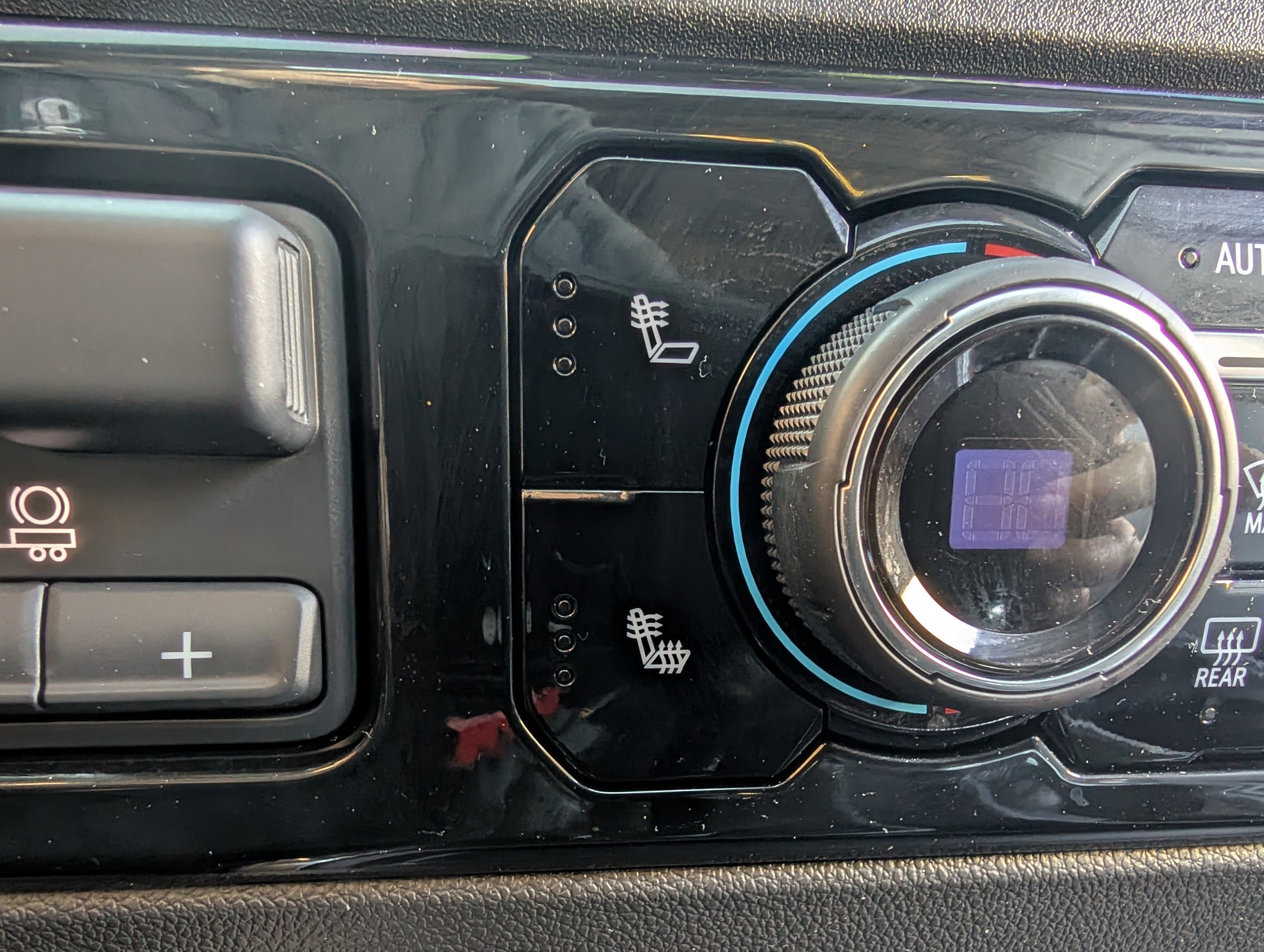 Used 2024 Chevrolet Silverado 1500 LT Trail Boss w/ LT Trail Boss Premium Package image 33