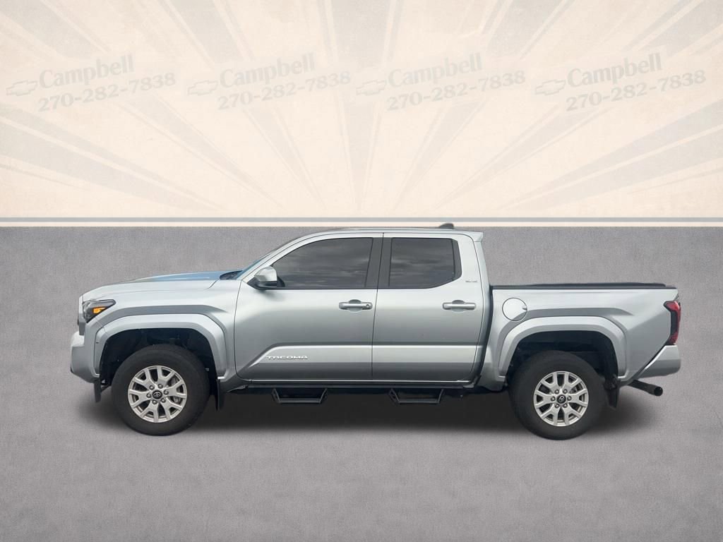 Used 2024 Toyota Tacoma SR5 AWD/4WD image 33
