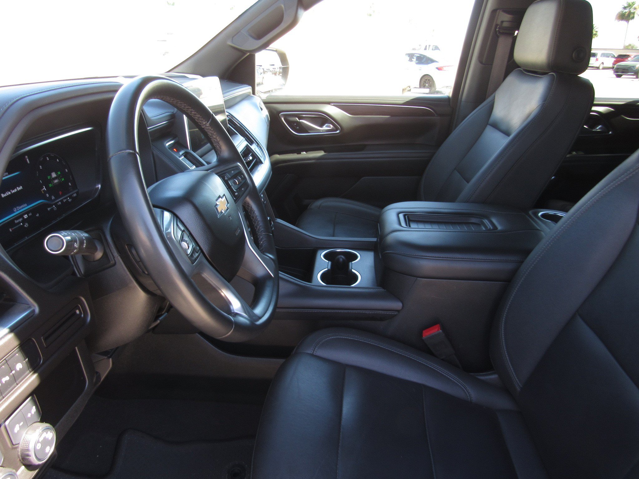 Used 2024 Chevrolet Tahoe LT RWD image 16