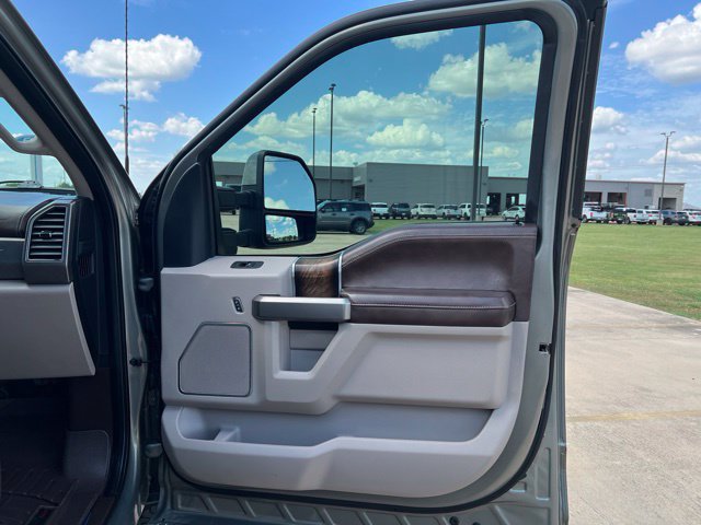 Certified 2019 Ford F250 Limited w/ FX4 Off-Road Package AWD/4WD image 24