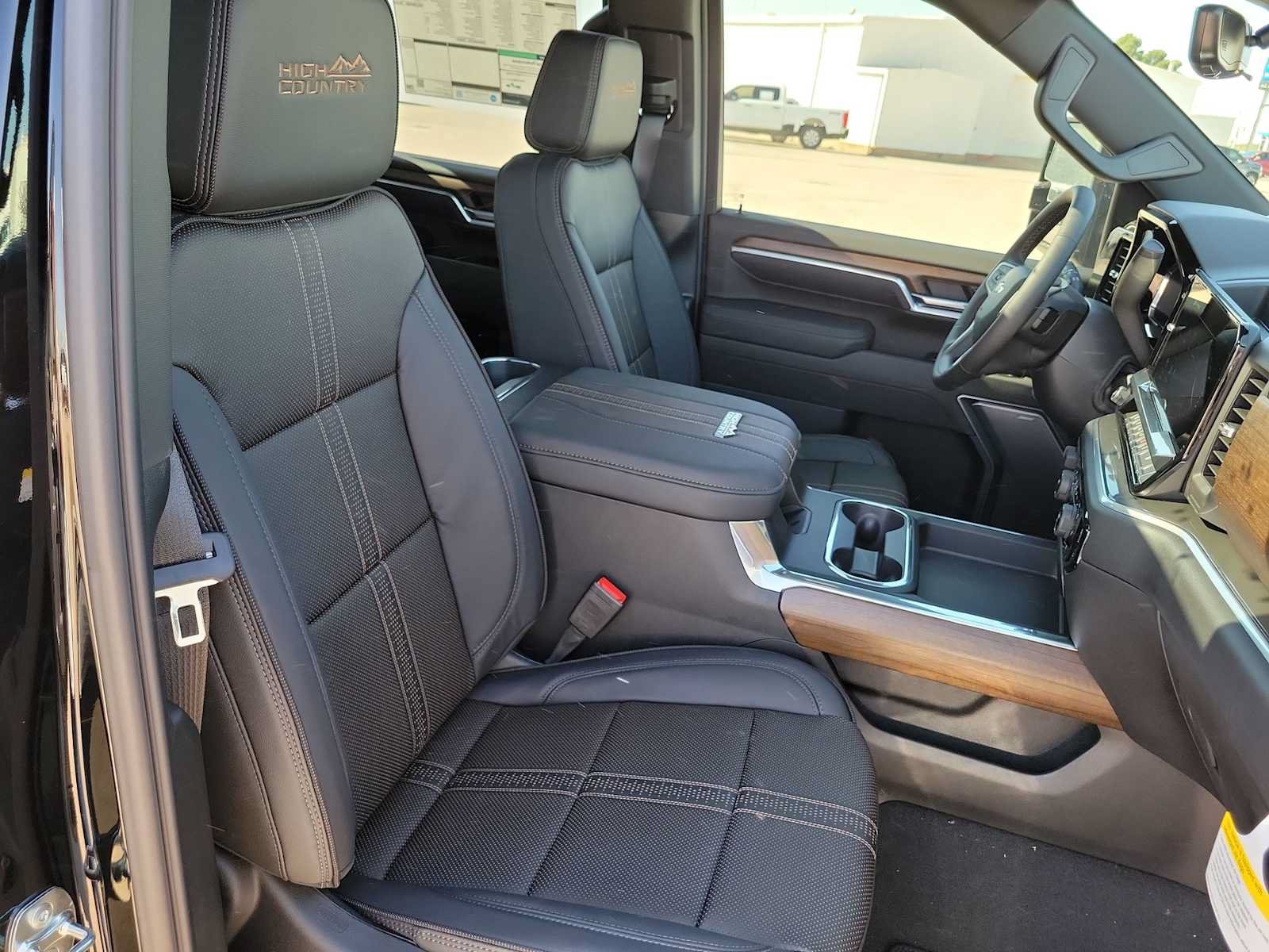New 2026 Chevrolet Silverado 3500 High Country w/ High Country Premium Package AWD/4WD image 18
