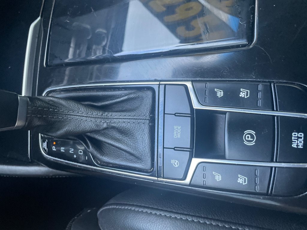 Used 2017 Kia Cadenza Technology FWD image 23