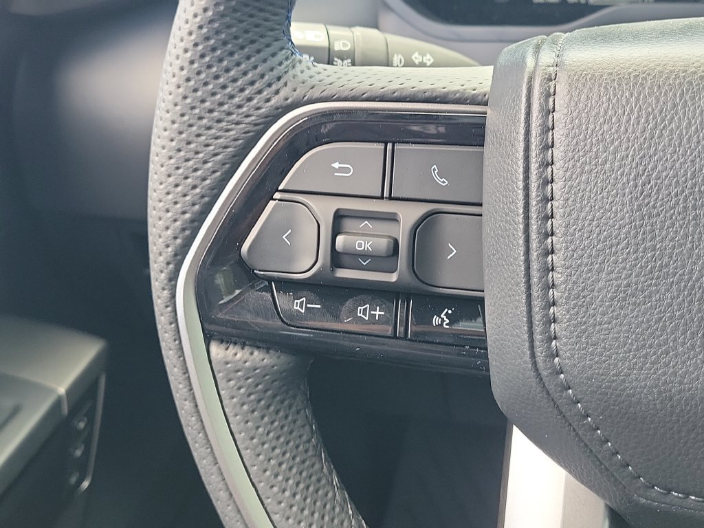 New 2026 Toyota Tundra Platinum AWD/4WD image 9