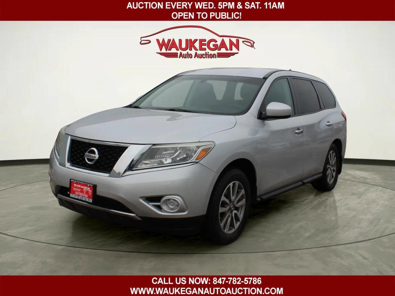 Used 2013 Nissan Pathfinder S image 1