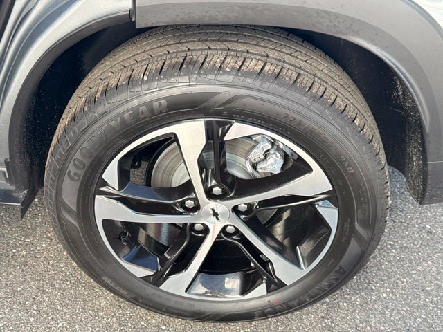 New 2026 Chevrolet Trax RS w/ Sunroof Package FWD image 21