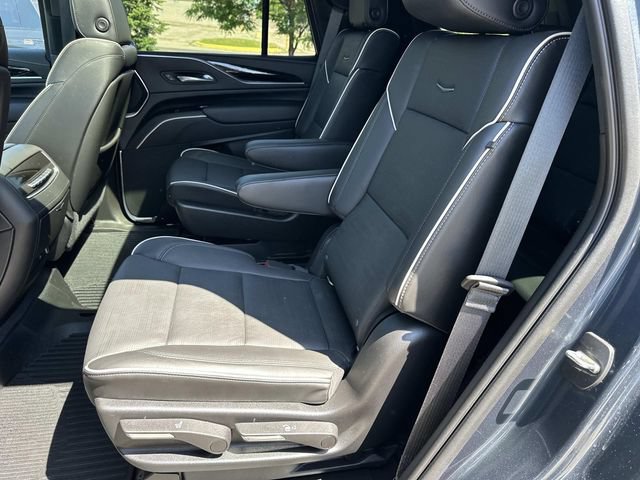 Used 2021 Cadillac Escalade Sport AWD/4WD image 11