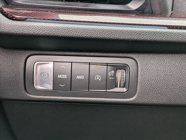 Used 2026 Chevrolet Traverse RS AWD/4WD image 15