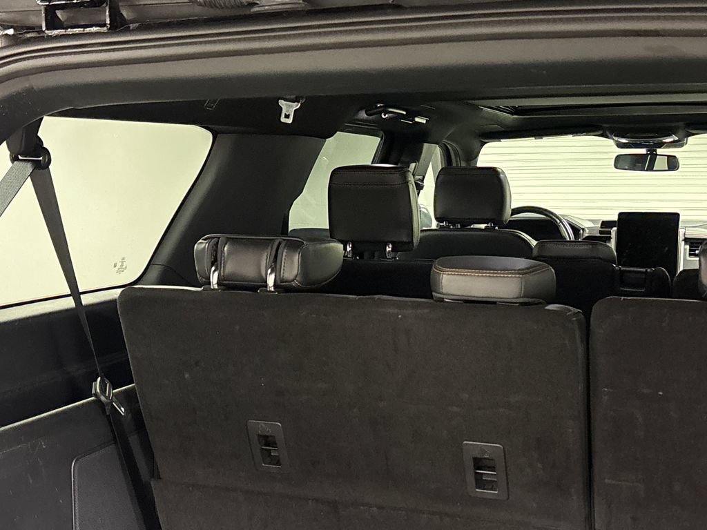 Used 2023 Ford Expedition Max Platinum RWD image 18