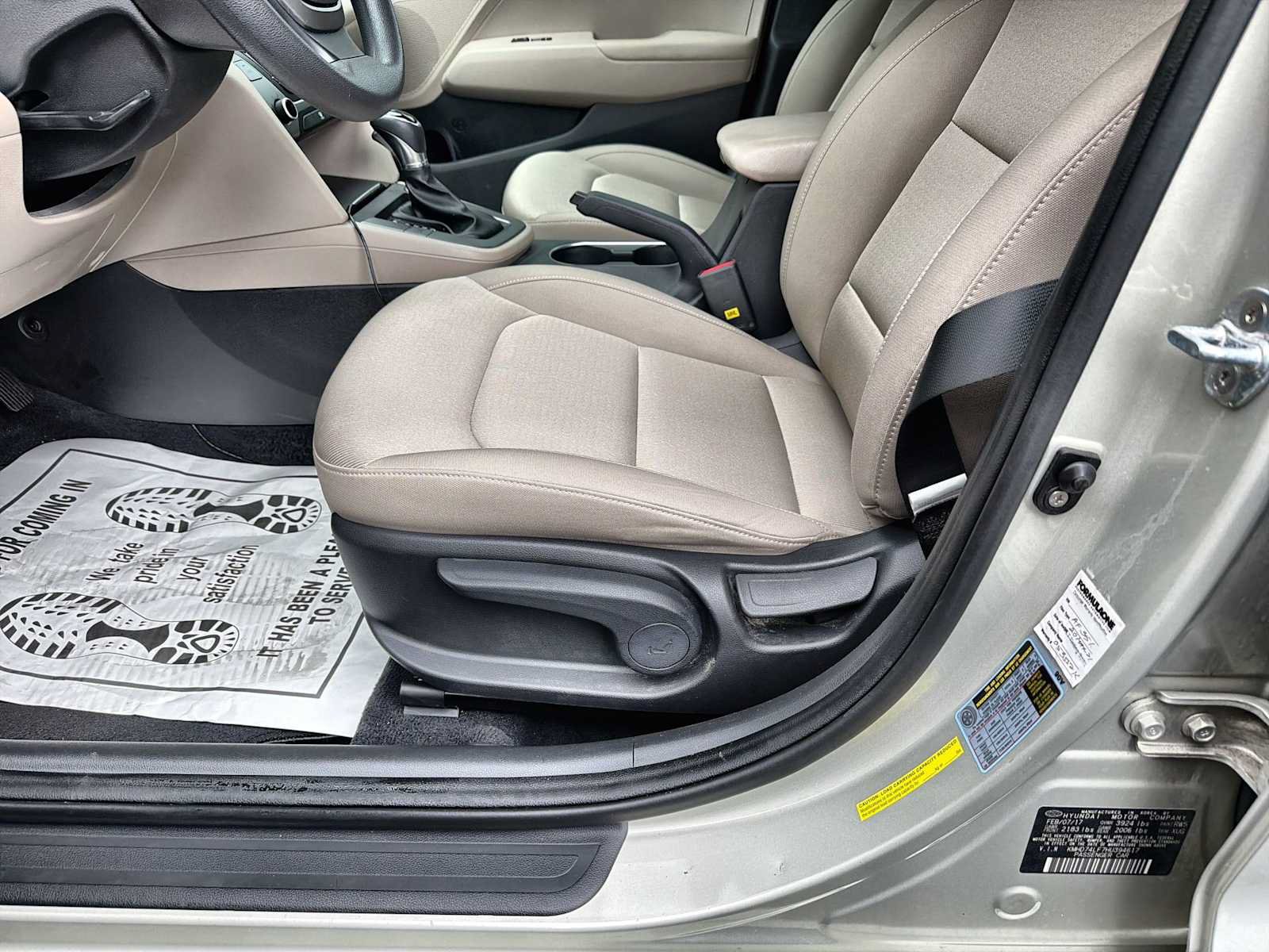 Used 2017 Hyundai Elantra SE FWD image 12