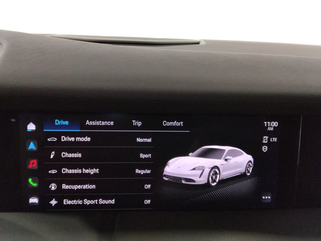 Used 2022 Porsche Taycan image 27