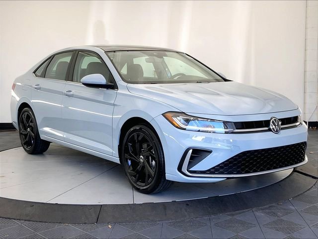 New 2026 Volkswagen Jetta SE FWD image 4