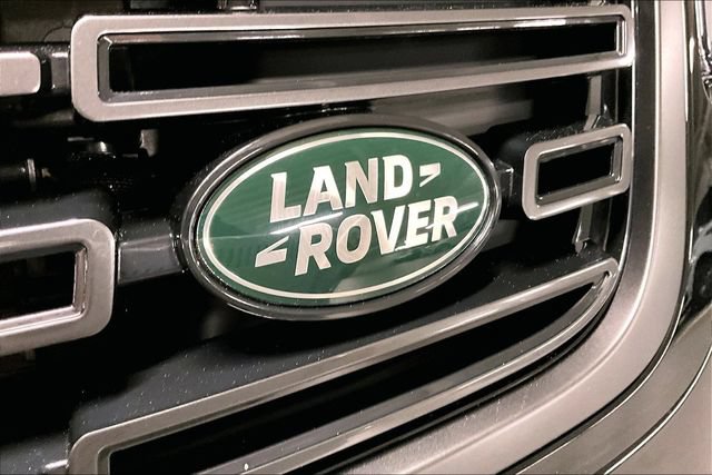 Certified 2026 Land Rover Range Rover Velar Dynamic SE AWD/4WD image 32