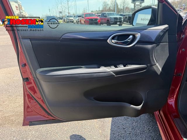 Used 2018 Nissan Sentra SR FWD image 10