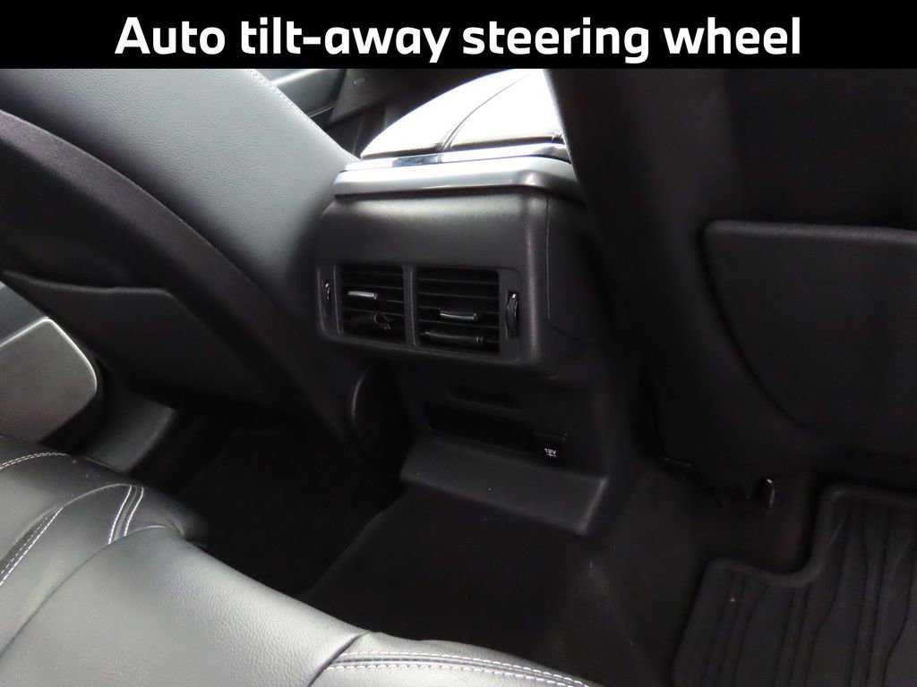 Used 2021 Land Rover Range Rover Velar R-Dynamic S image 16