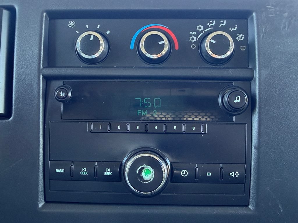 Used 2008 Chevrolet Express 2500 RWD image 10