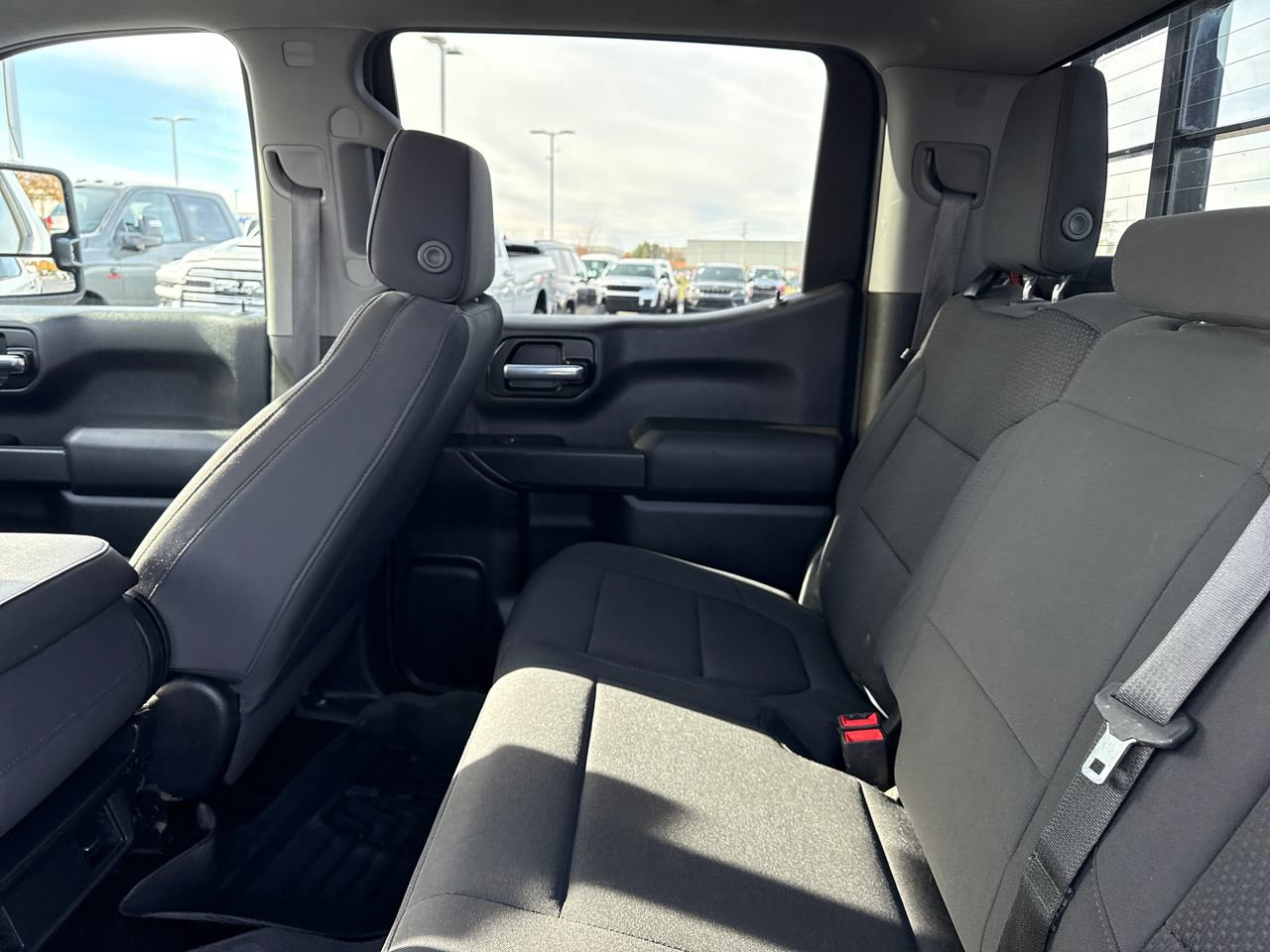 Used 2020 GMC Sierra 1500 4x4 Crew Cab w/ Sierra Value Package image 15