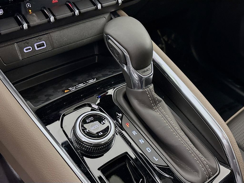 New 2026 GMC Canyon Denali image 17