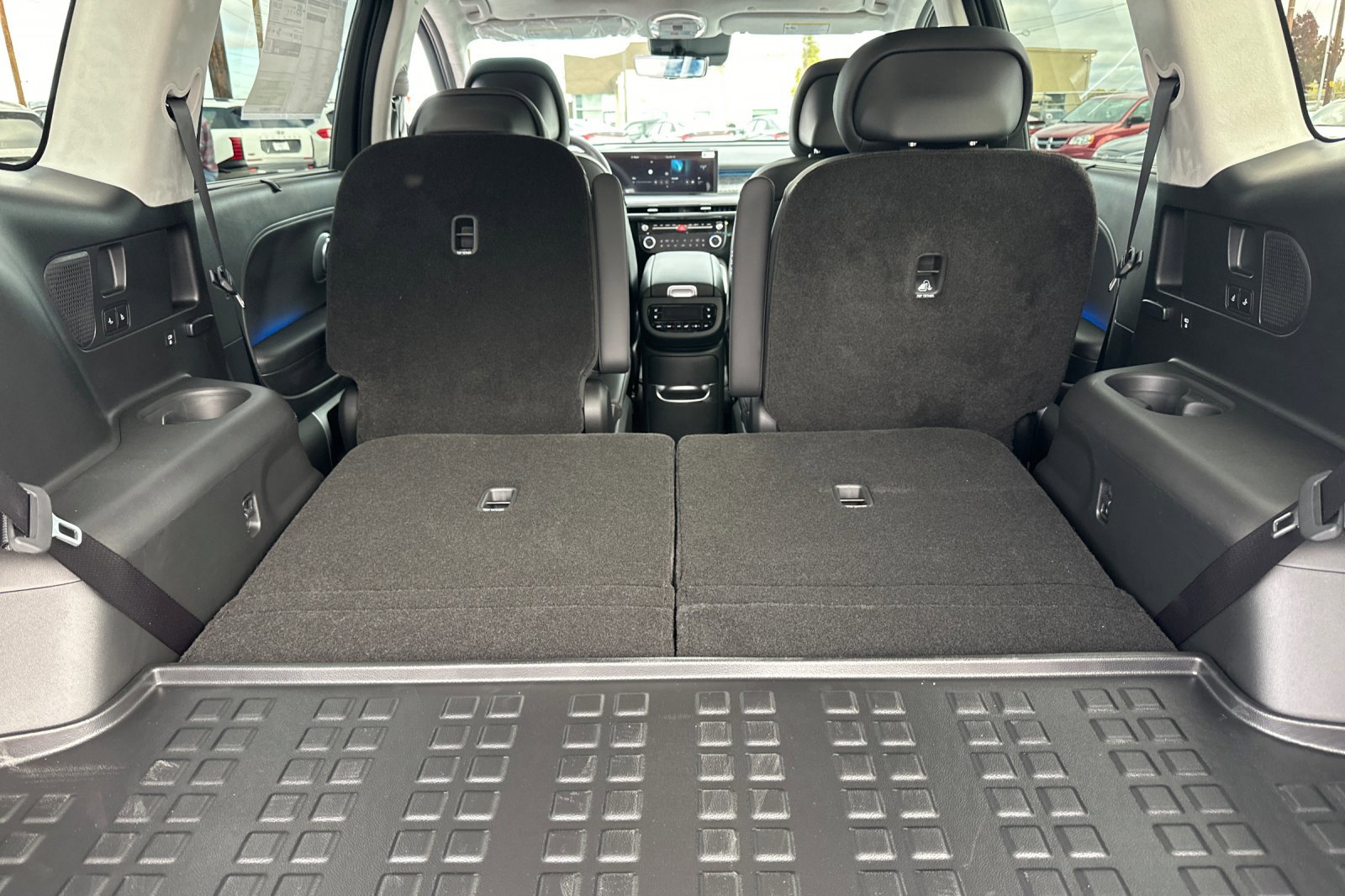 New 2026 Hyundai Ioniq 9 Calligraphy image 16