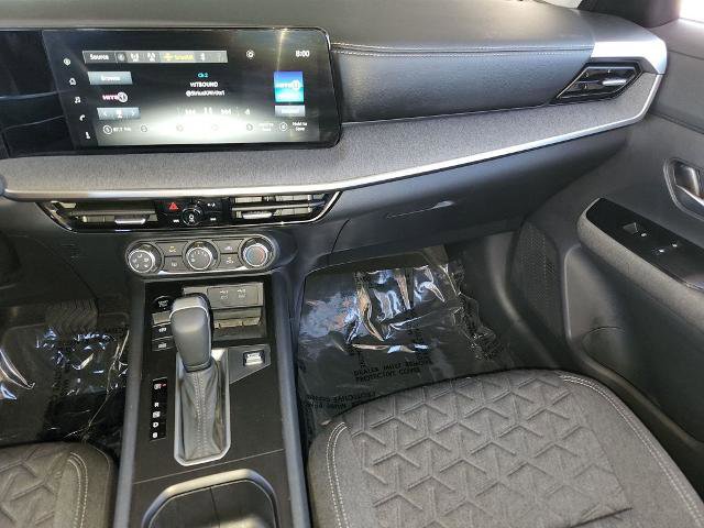 Certified 2025 Nissan Kicks SV image 16
