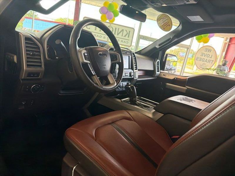 Used 2018 Ford F150 King Ranch w/ Equipment Group 601A Luxury AWD/4WD image 9