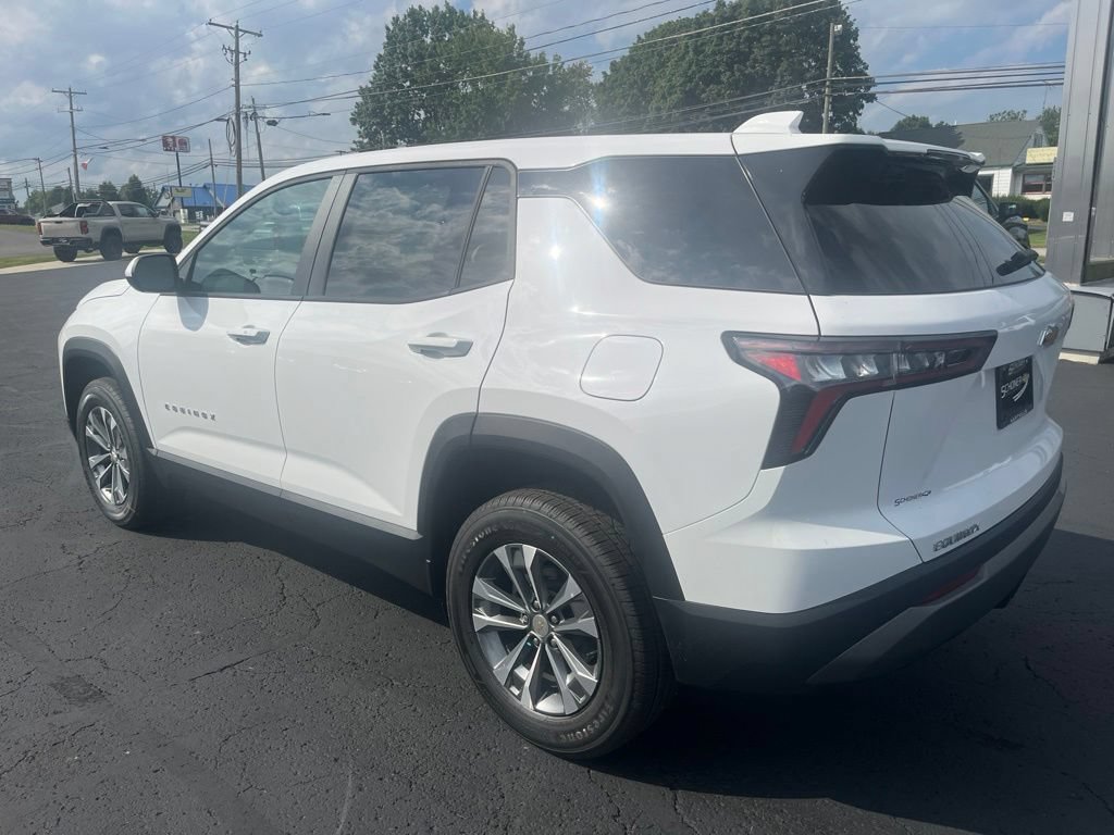 New 2027 Chevrolet Equinox LT FWD image 3