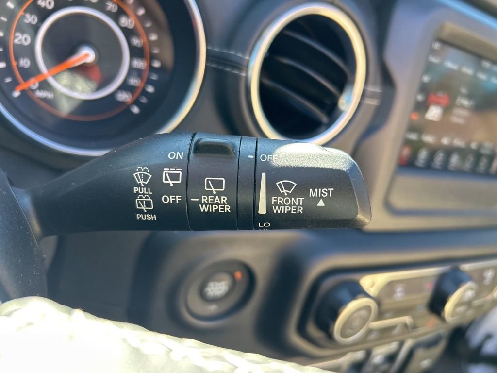 Used 2019 Jeep Wrangler Unlimited Sahara w/ Safety Group image 28