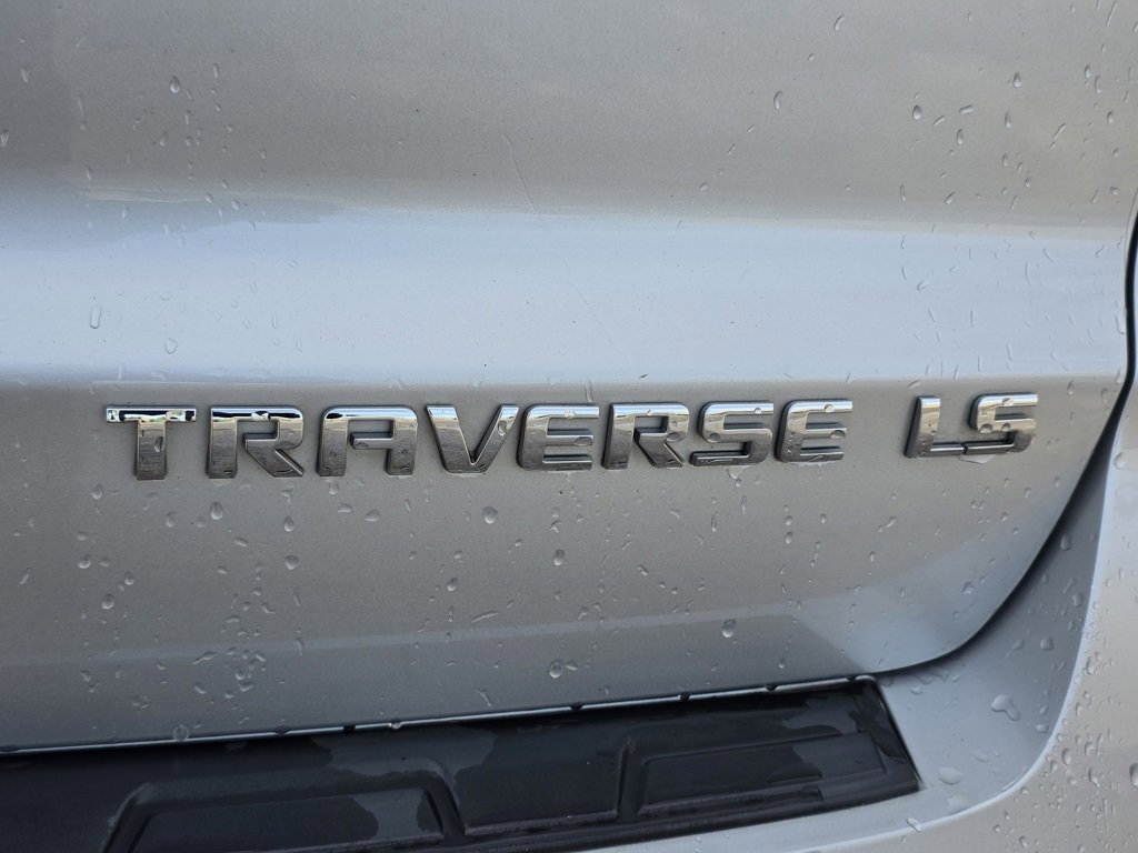 Used 2016 Chevrolet Traverse LS image 12
