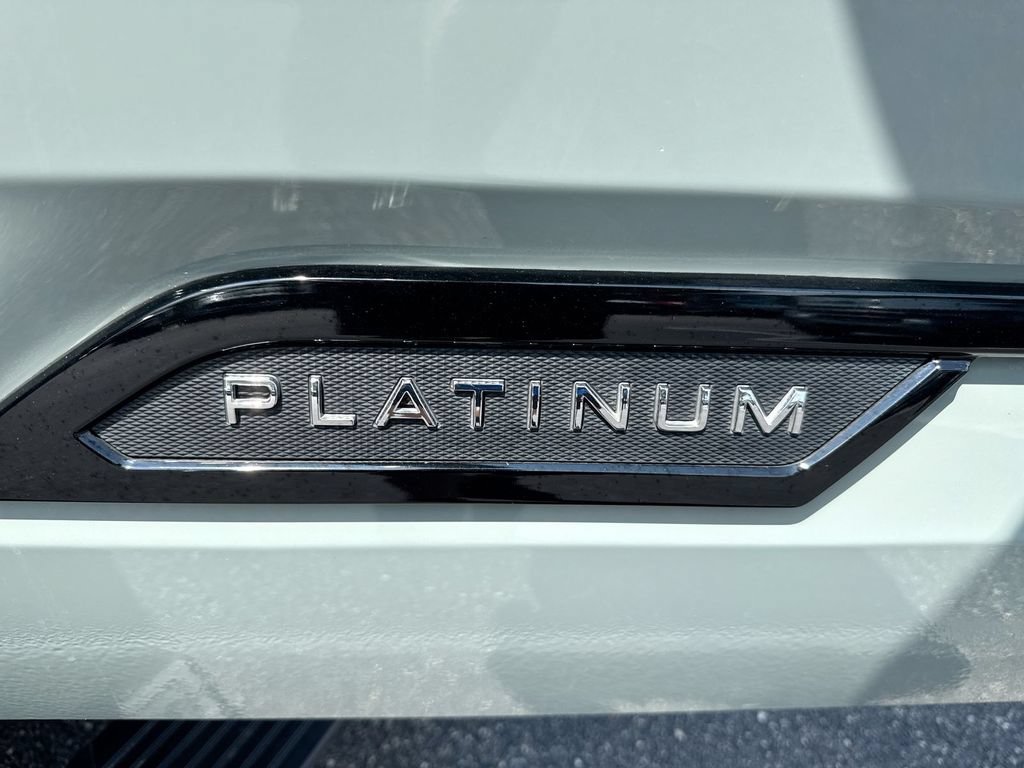 Used 2024 Toyota Tundra Platinum AWD/4WD image 26
