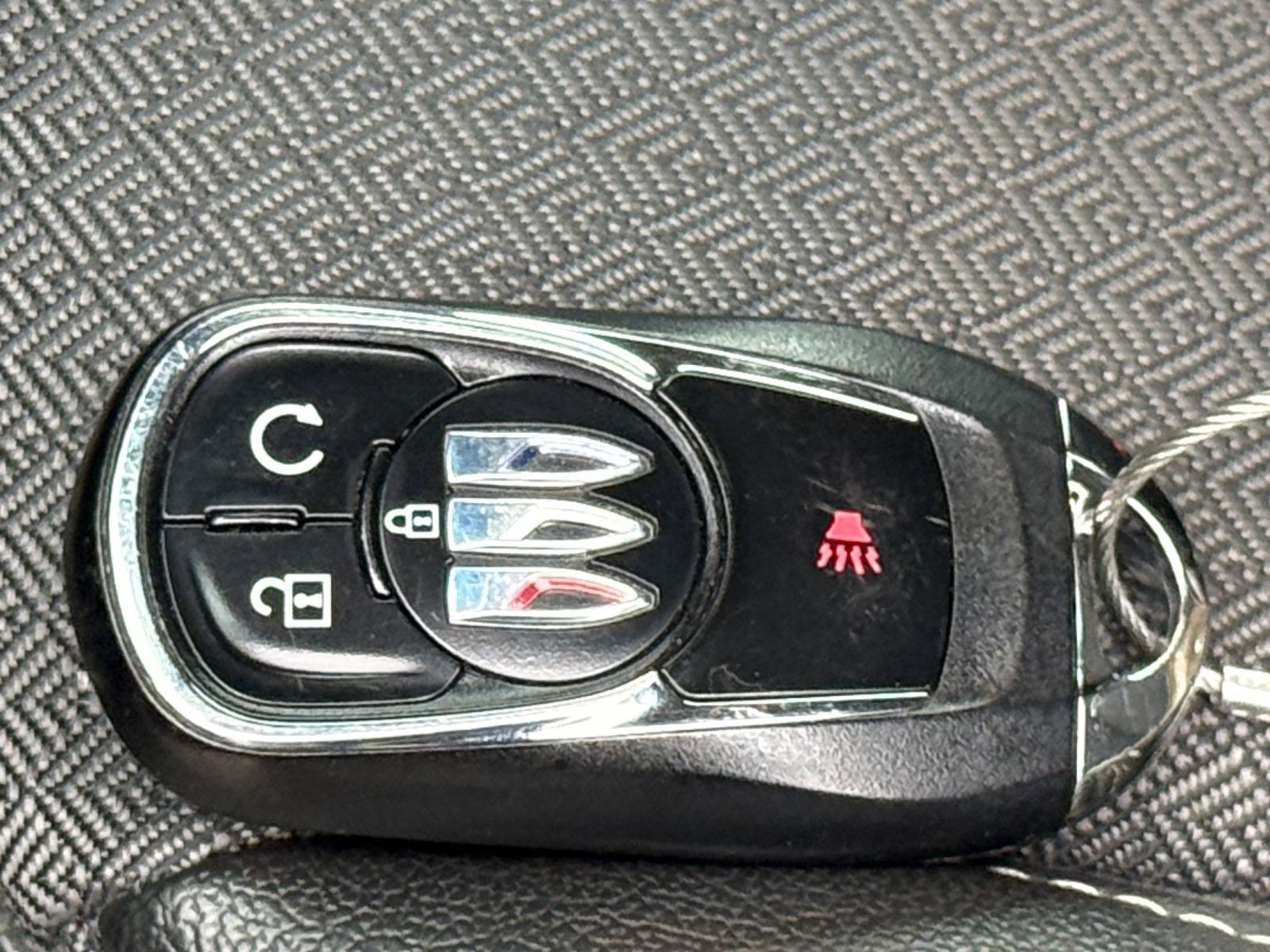 Used 2025 Buick Encore GX Preferred AWD/4WD image 25